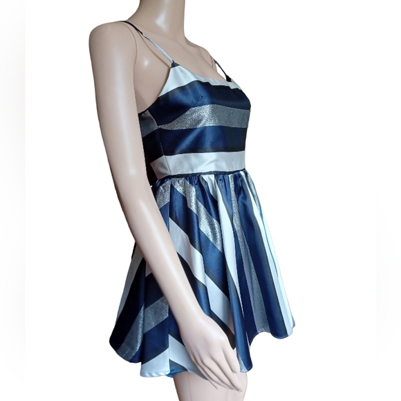 Lovers + Friends Womens Sleeveless Fit Flare Aline Mini Dress Striped Size XS - Picture 4 of 10